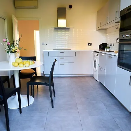 Chic Apt In Villa - Dolcevita Holiday Florence Exterior photo