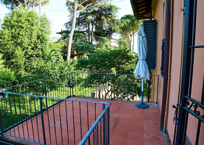 Chic Apt In Villa - Dolcevita Holiday